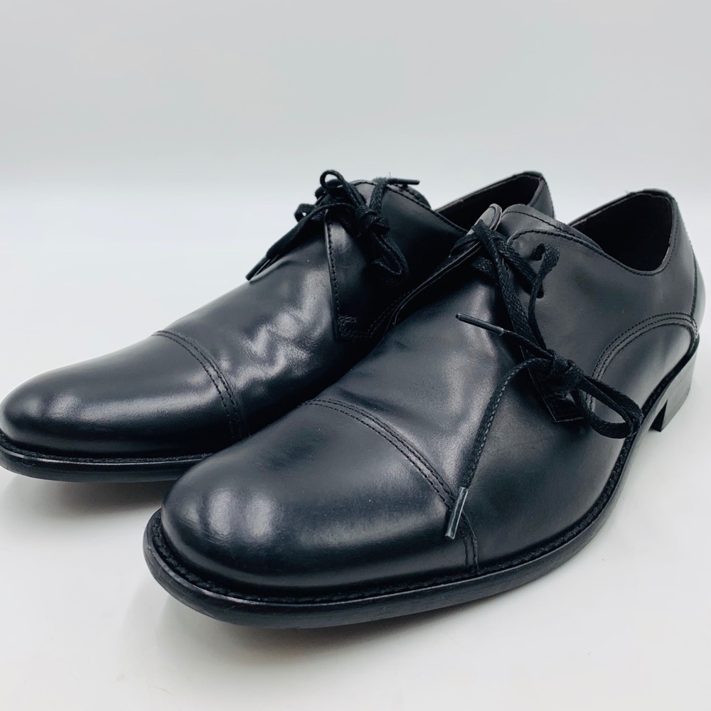 John Varvatos black cap toe dress shoe’s sz 8M NEW